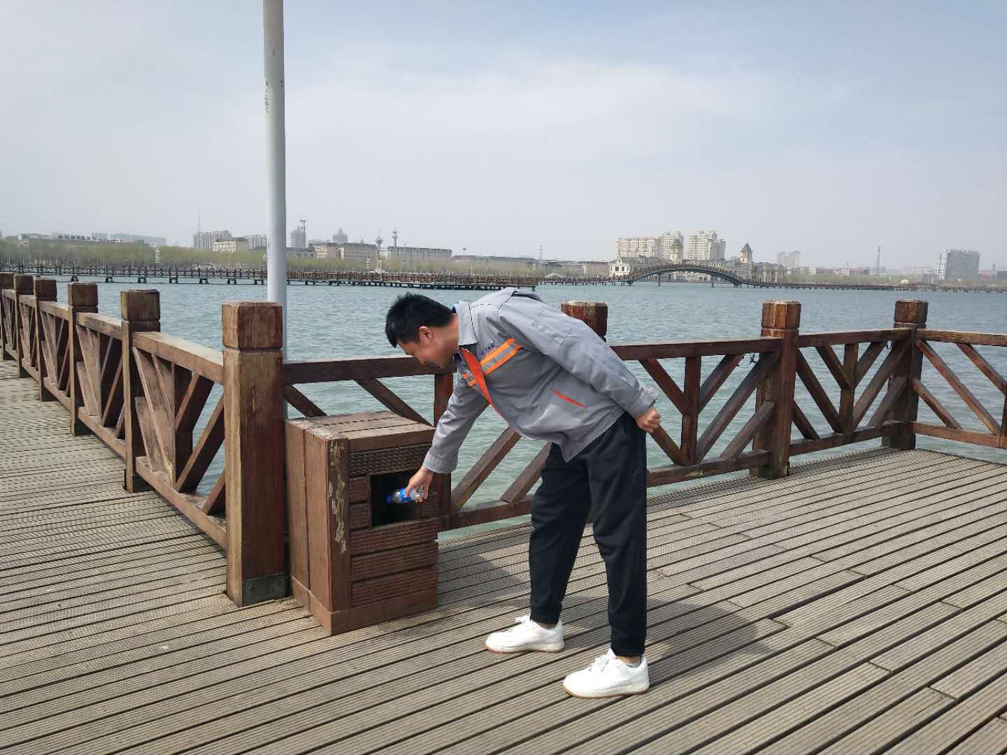 黑龙江公司 员工.jpg